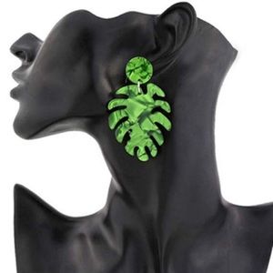 Green resin monstera pierced earrings